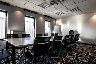 holiday inn express dijon by ihg