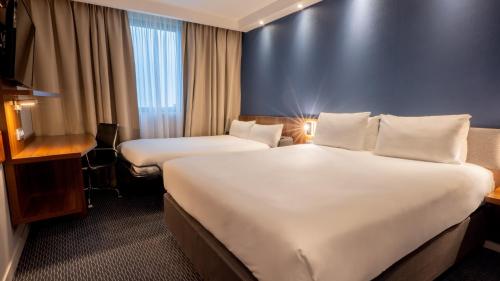 holiday inn express dijon by ihg