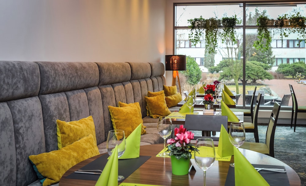 novotel poznan malta