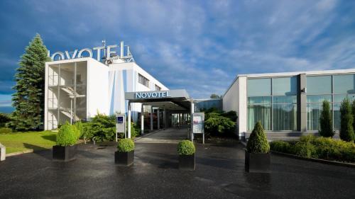 novotel poznan malta