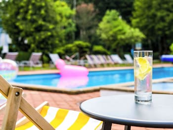 novotel poznan malta