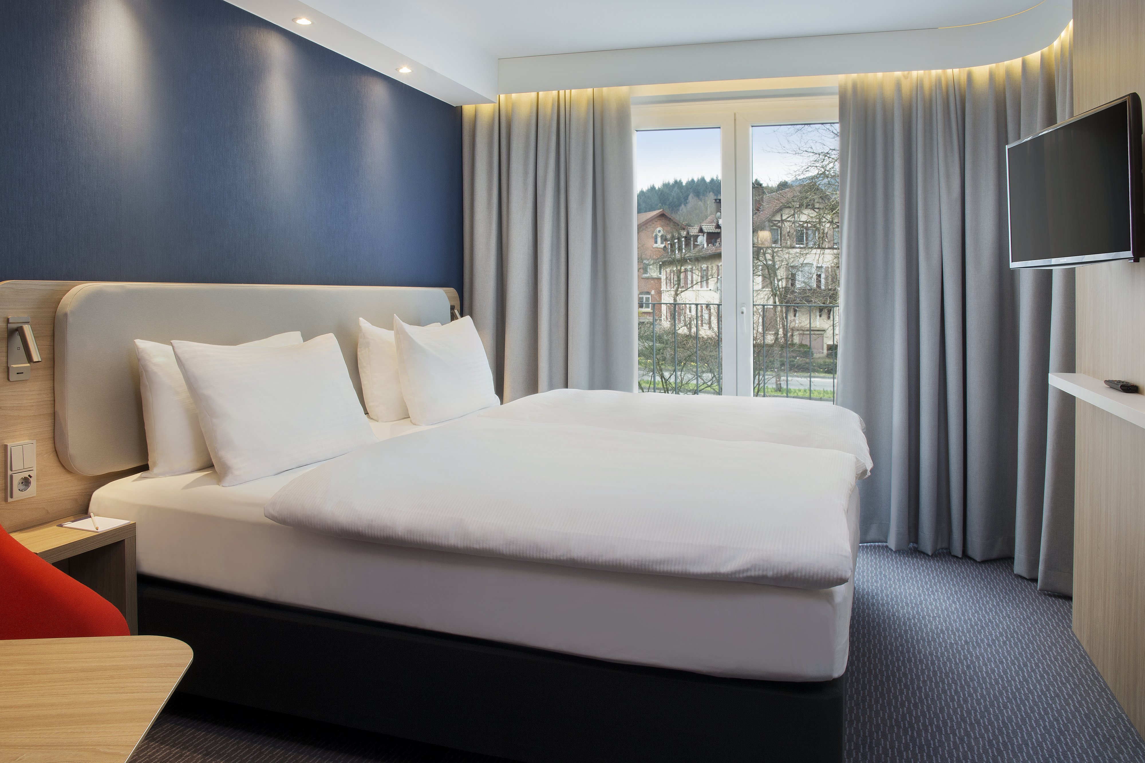 holiday inn express baden baden by ihg