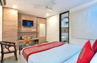 hotel good luck by jmd group