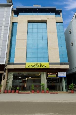 hotel good luck by jmd group