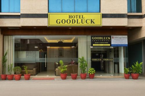 hotel good luck by jmd group