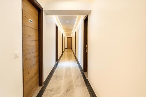 hotel good luck by jmd group