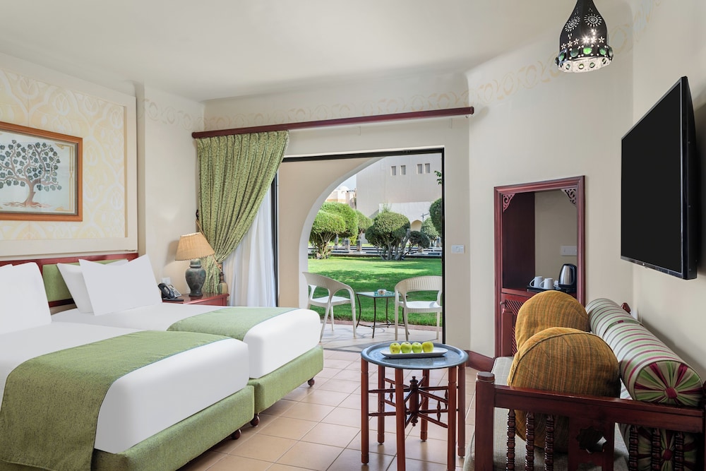 pickalbatros oasis hotel port ghalib