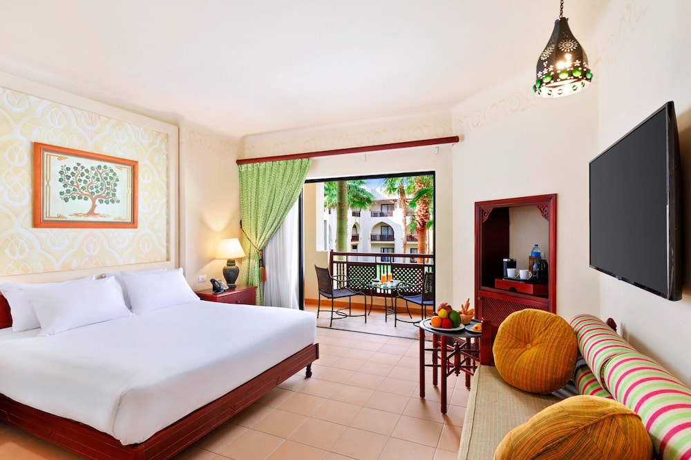 pickalbatros oasis hotel port ghalib