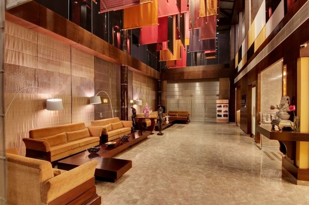 goldenpalms hotel and spa delhi