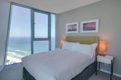 hilton surfers paradise hotel and residences