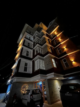 the royal sheep residency