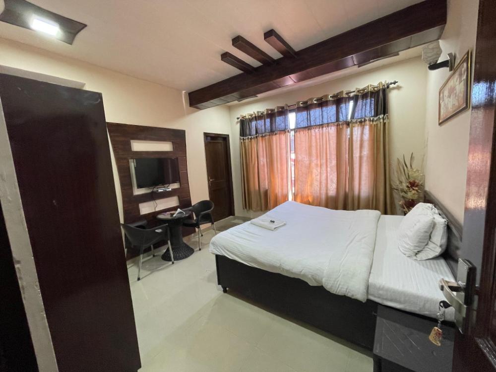 sam villa bnb