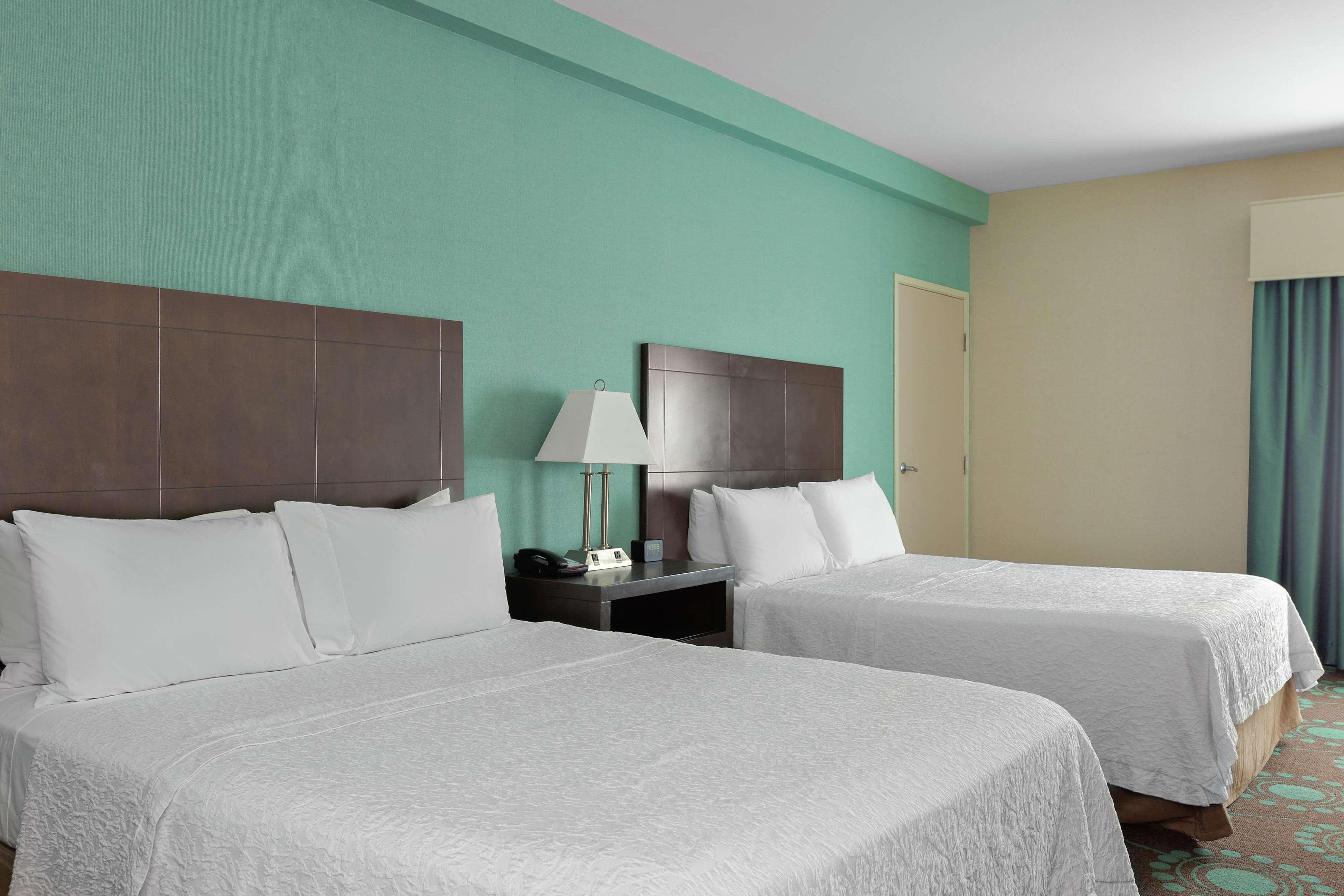 spark by hilton bakersfield central