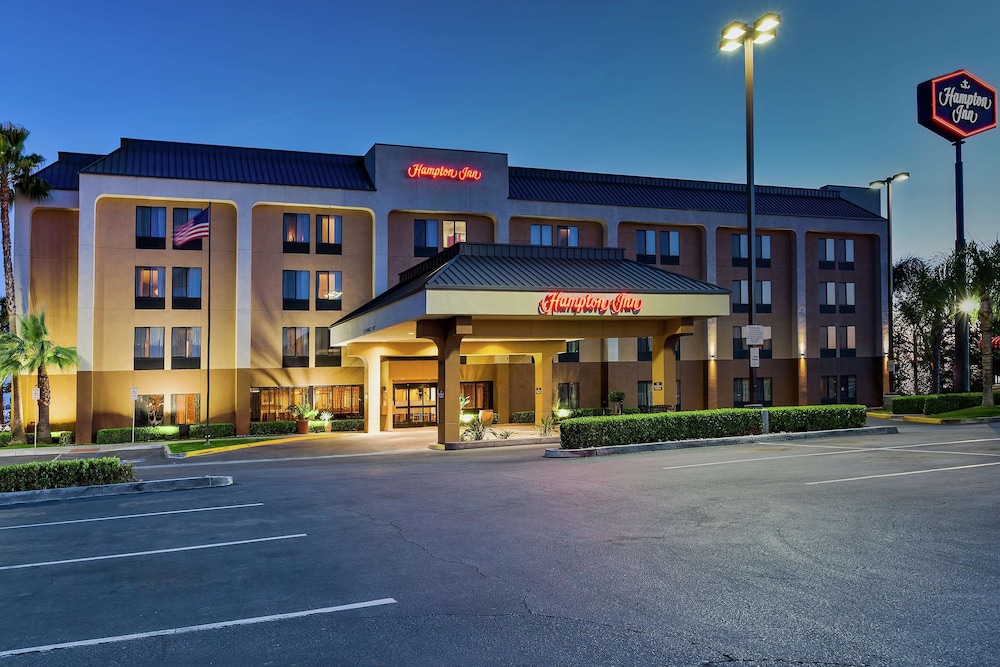 spark by hilton bakersfield central