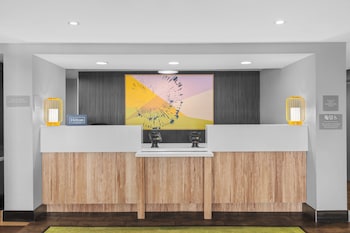 Spark By Hilton Bakersfield Central,Death Valley>>Bakersfield,3 star