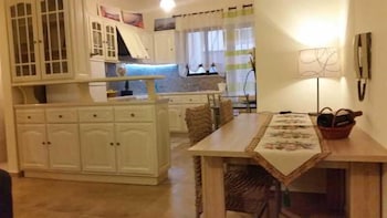 lefkada center apartments