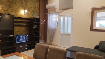 lefkada center apartments