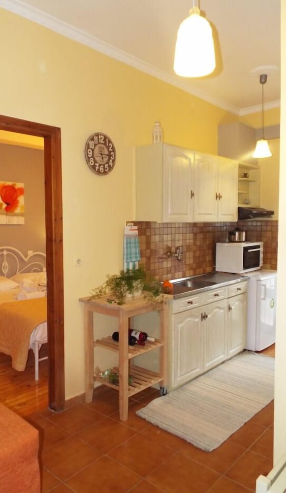 lefkada center apartments