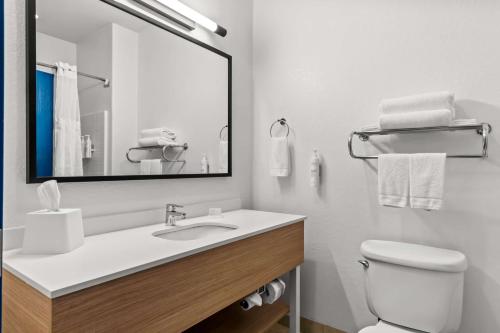 spark by hilton san antonio near seaworld