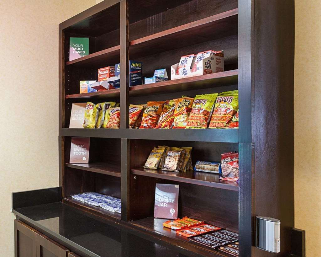 comfort suites medical center near six flags