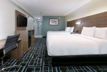 baymont by wyndham east ridge