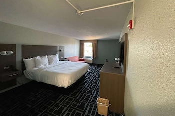 baymont by wyndham east ridge