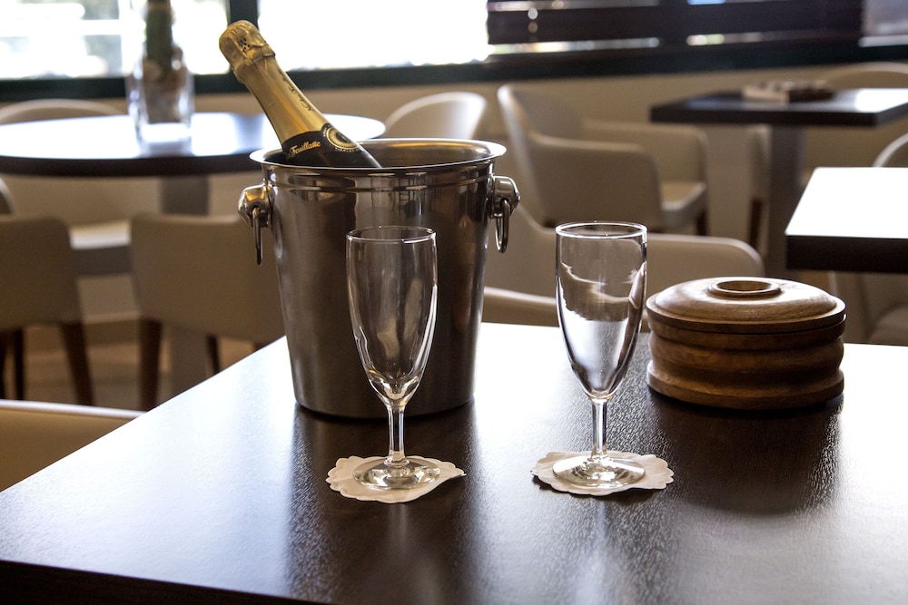 best western plus ajaccio amiraute hotel and residence