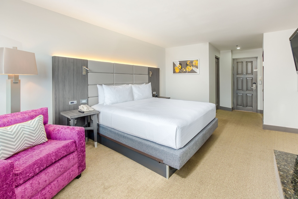 crowne plaza san jose la sabana an ihg hotel