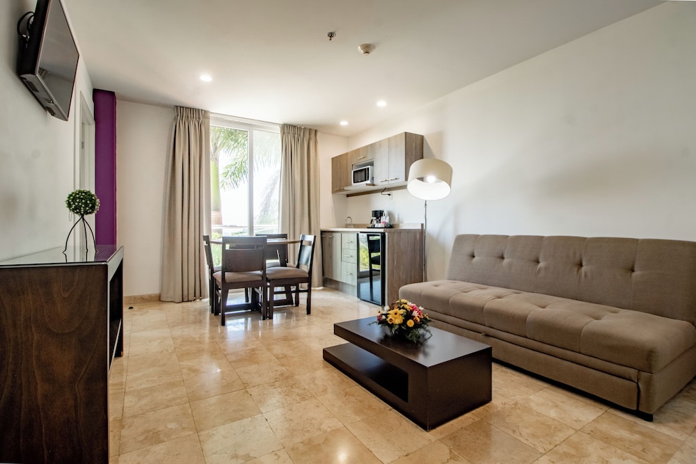 hs hotsson smart chapala