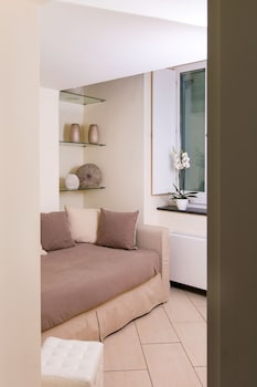 cubo apartments