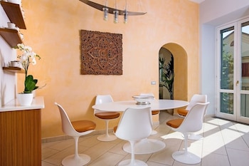 cubo apartments