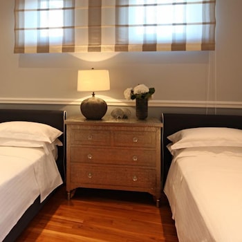 cubo apartments