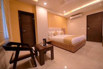 hotel silver pride