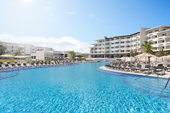ventus at marina el cid spa and beach resort