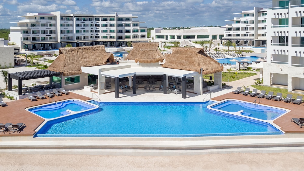 ventus at marina el cid spa and beach resort