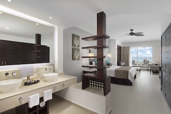 ventus at marina el cid spa and beach resort