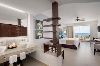 ventus at marina el cid spa and beach resort