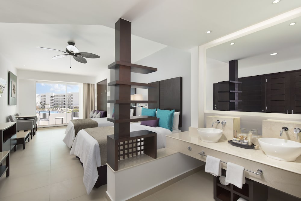 ventus at marina el cid spa and beach resort