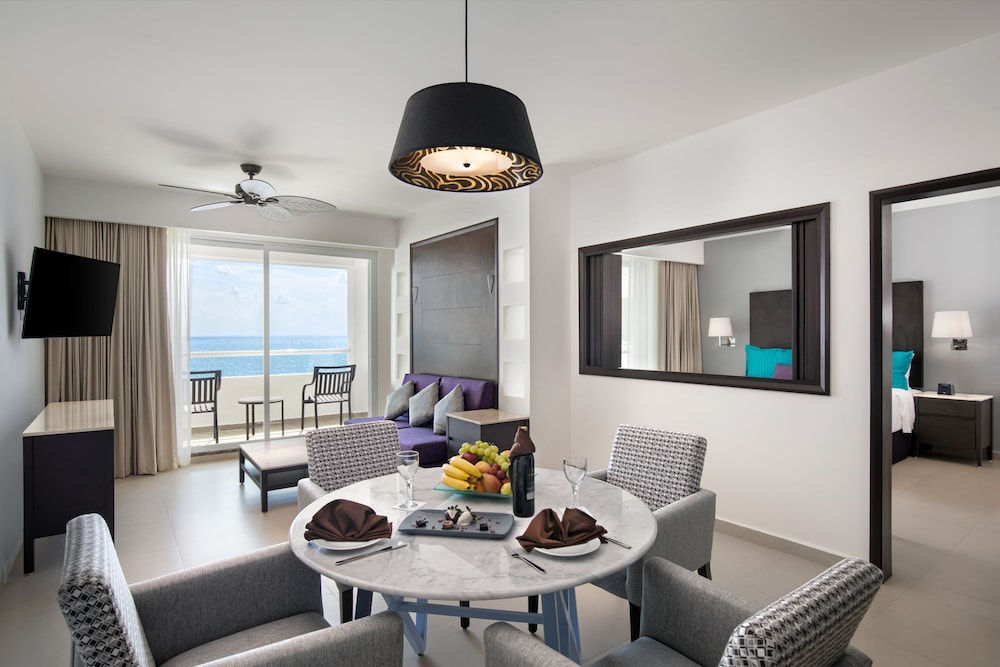 ventus at marina el cid spa and beach resort
