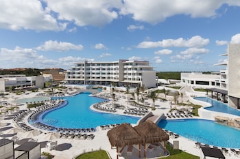 ventus at marina el cid spa and beach resort