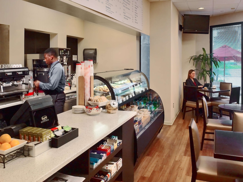 the royal sonesta harbor court baltimore