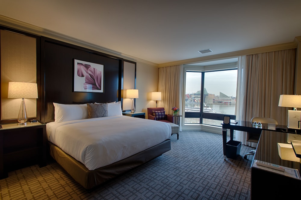 the royal sonesta harbor court baltimore