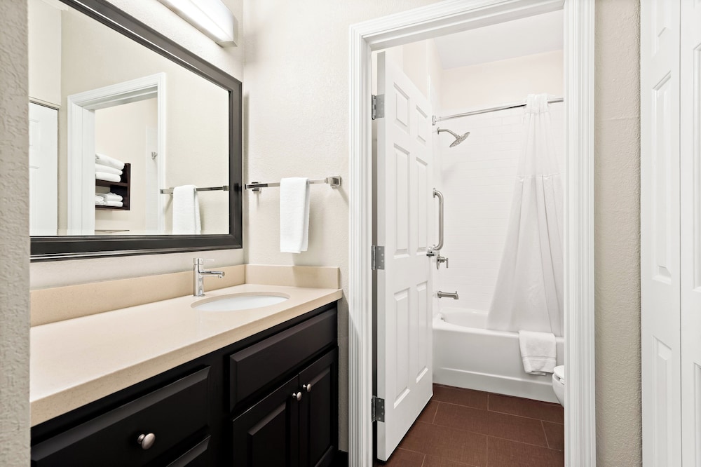 staybridge suites cincinnati north by ihg