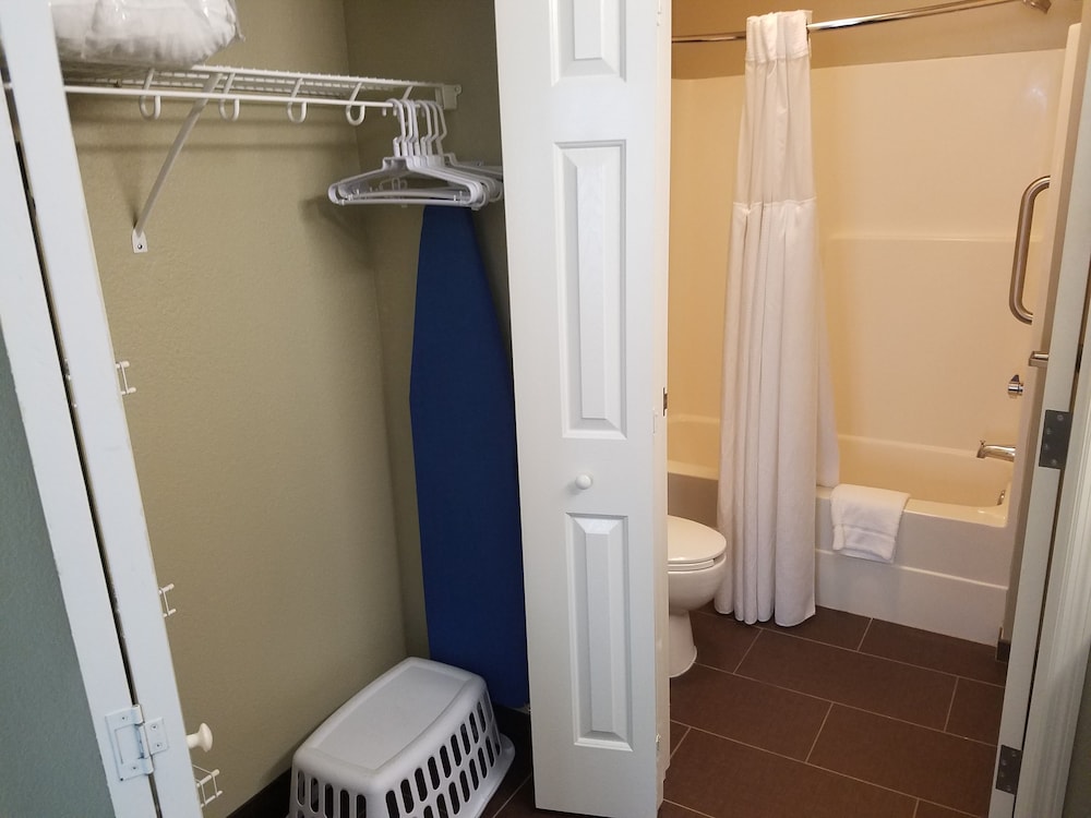 staybridge suites cincinnati north by ihg