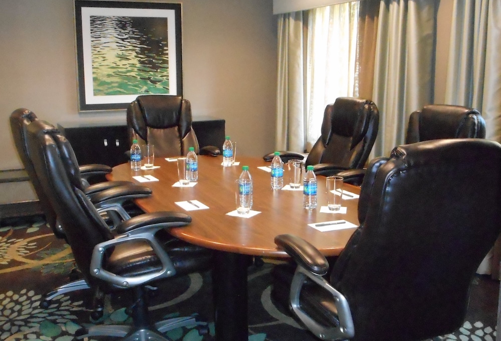staybridge suites cincinnati north by ihg