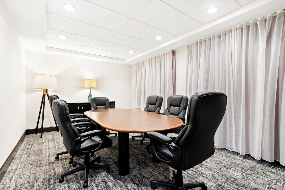 staybridge suites cincinnati north by ihg