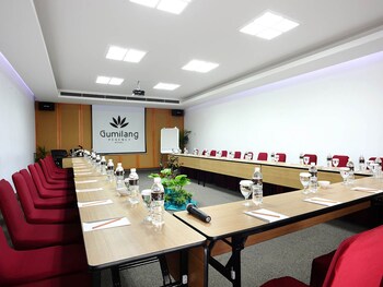 Gumilang Regency Hotel By Gumilang Hospitality,Near Karang Setra Water Park,4 star