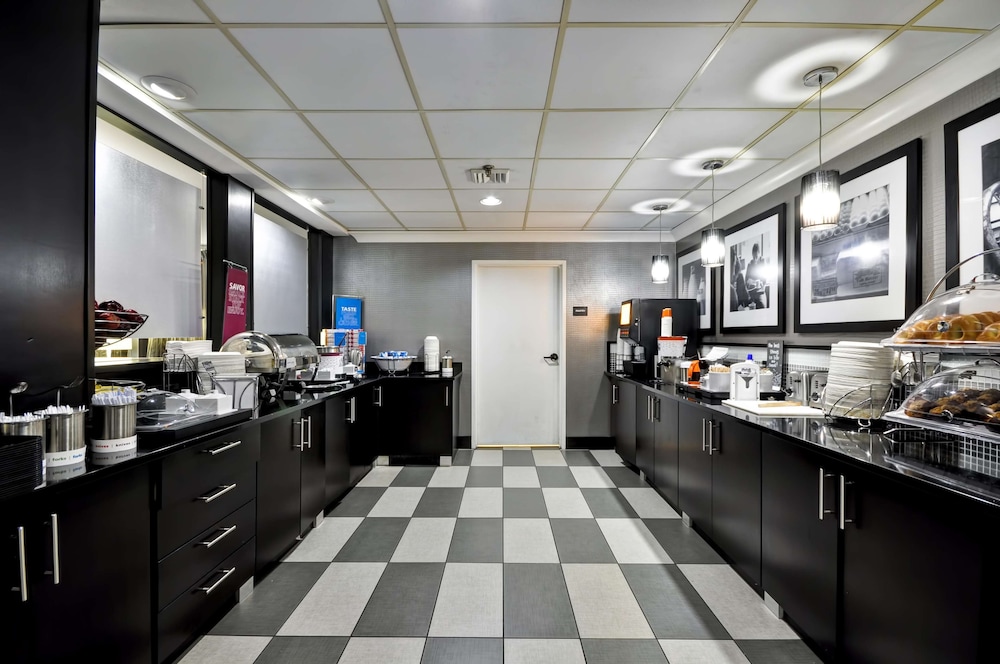 hampton inn cleveland westlake