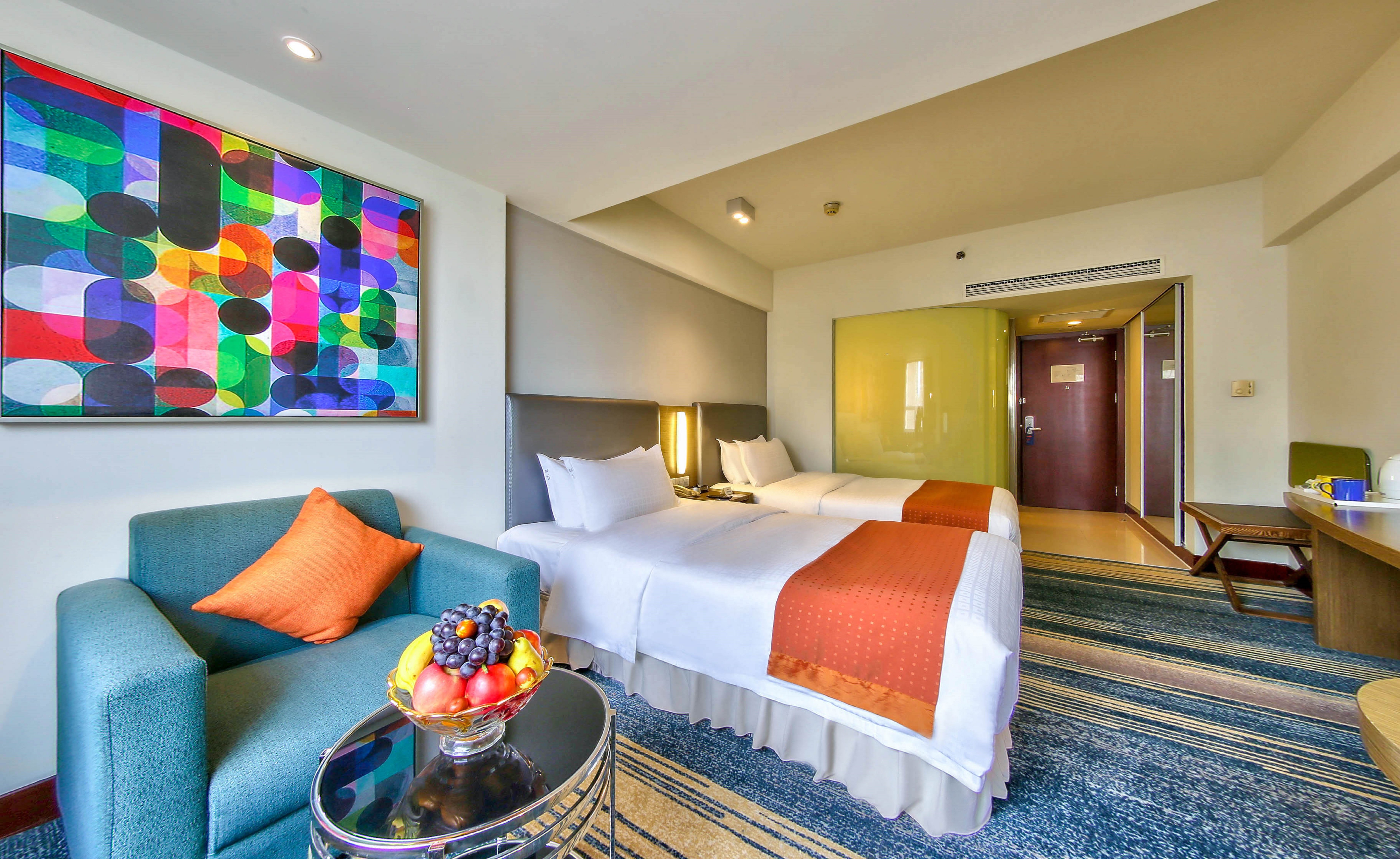 holiday inn express dalian city centre by ihg