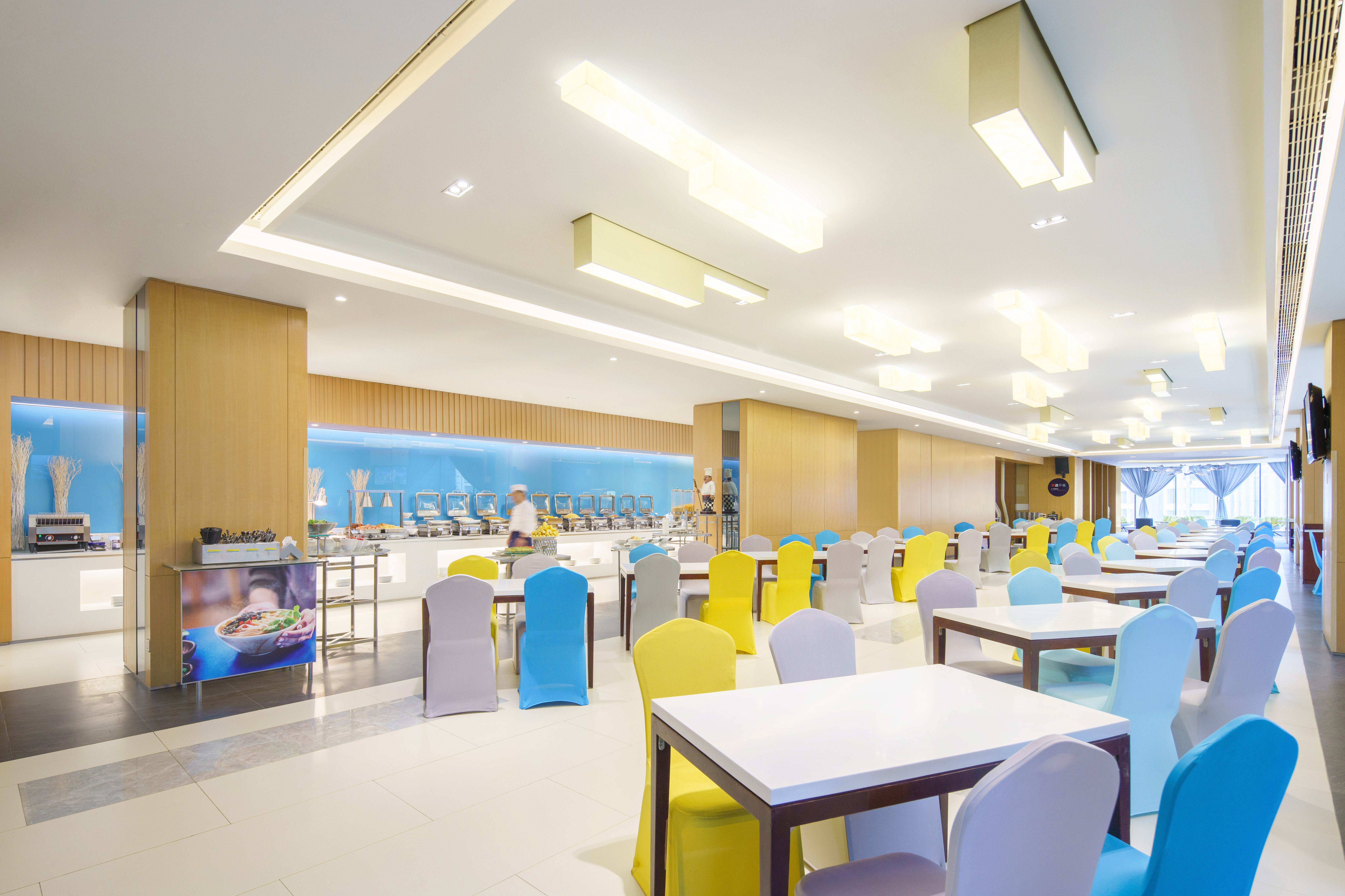 holiday inn express dalian city centre by ihg